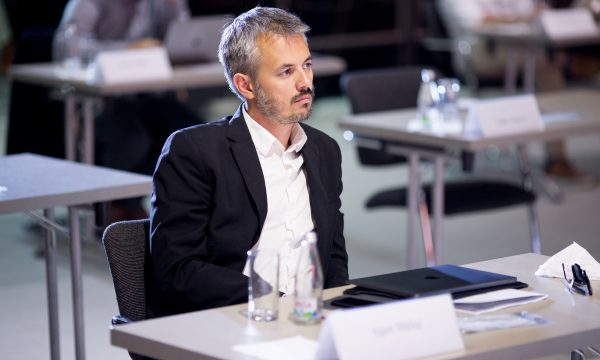 Maliqi: Ish-opozita e paguximshme në raport me grackat populiste të Kurtit