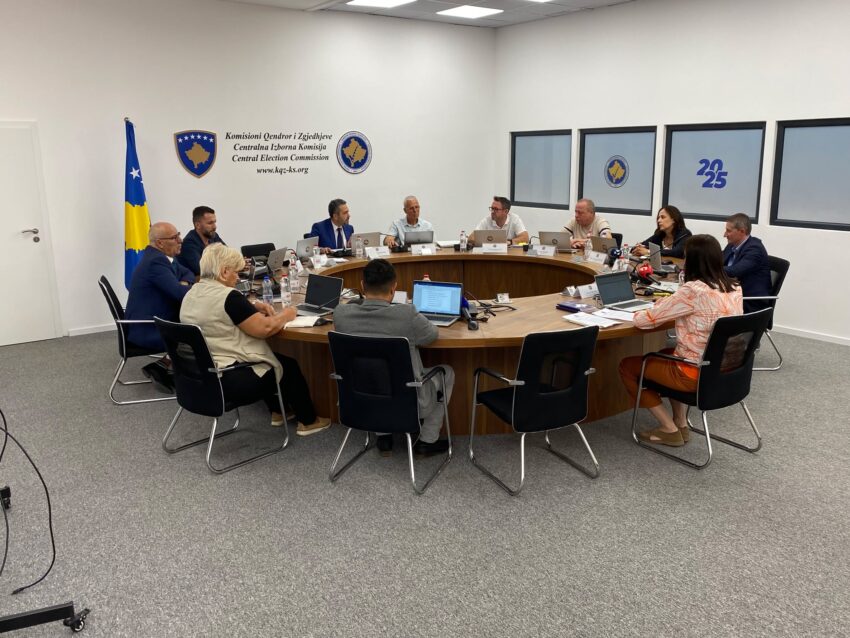 KQZ miraton vendime për decertifikim dhe certifikim të kandidatëve për zgjedhjet lokale 2025
