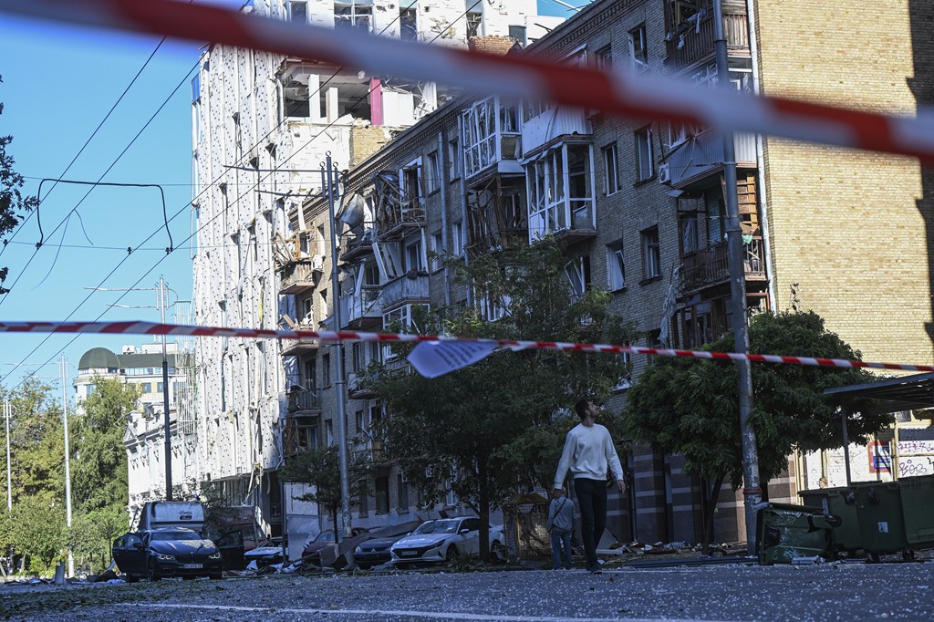 Shkon në 18 numri i të vrarëve nga sulmi rus në Kiev