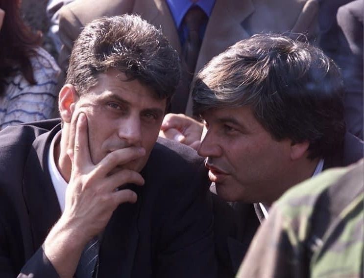 Kryeziu: Hashim Thaçi i mungon skenës tonë politike si shiu që i mungon shkretëtirës