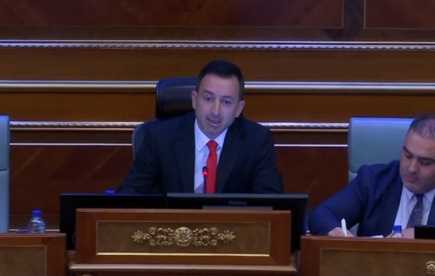 Sot mbahet takimi konsultativ i kryesisë së Kuvendit, thirrja e Bashës kundërshtohet nga PDK e LDK