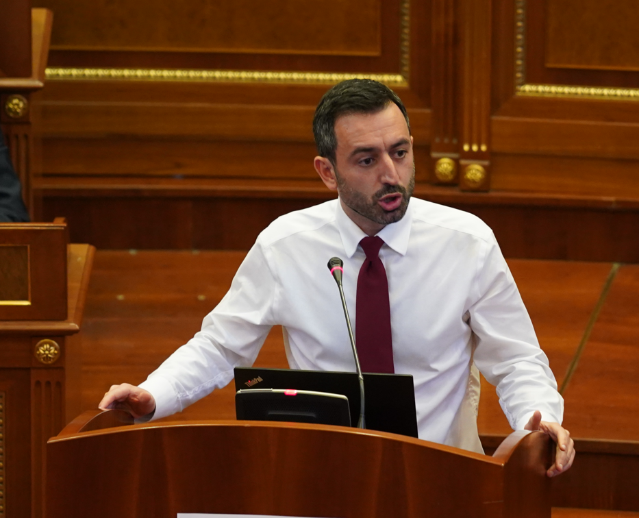 Basha uron fillimin e vitit shkollor: Shkolla është themeli i qytetarisë dhe i së ardhmes