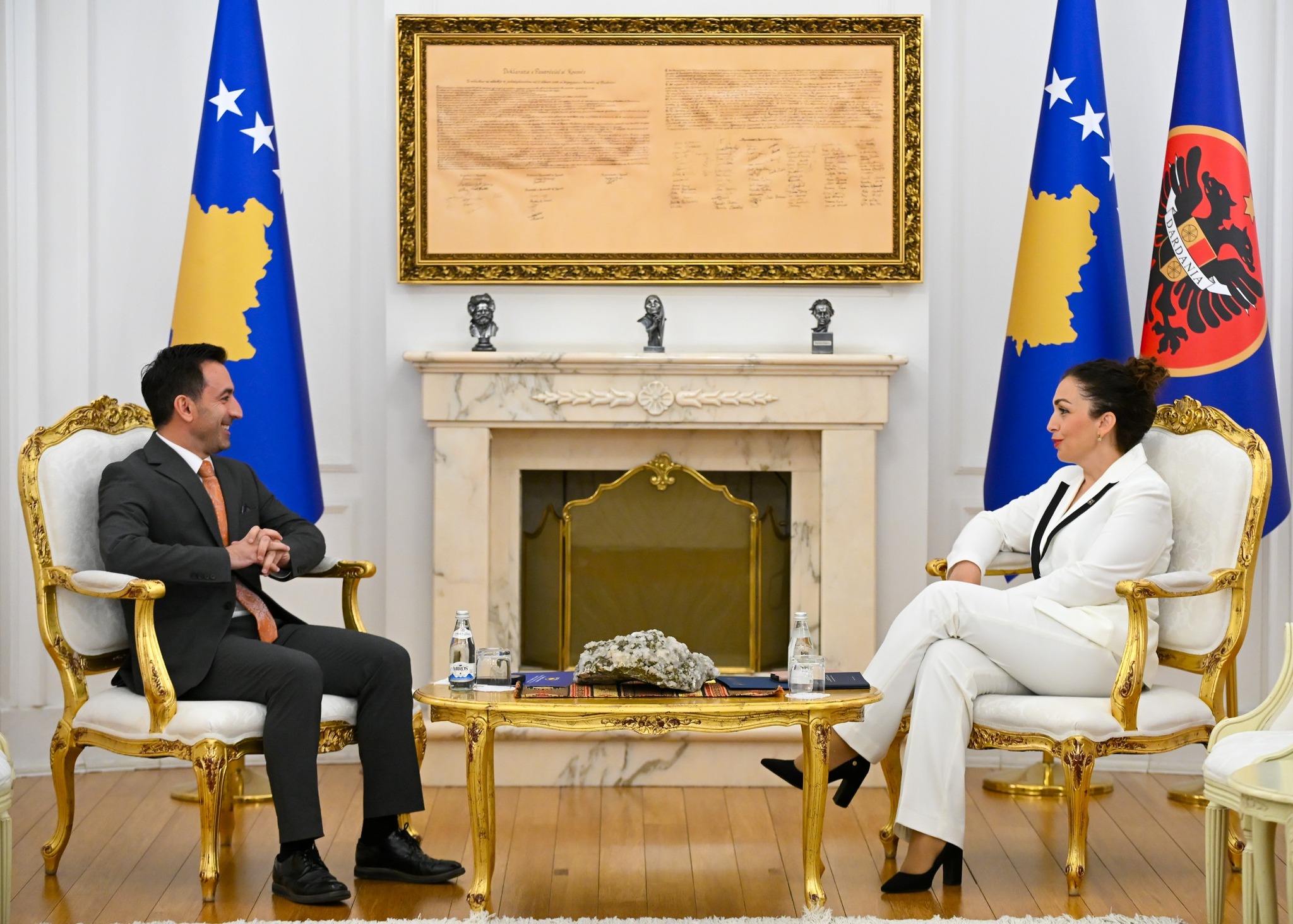 Presidenca deklarohet për takimin Osmani-Basha