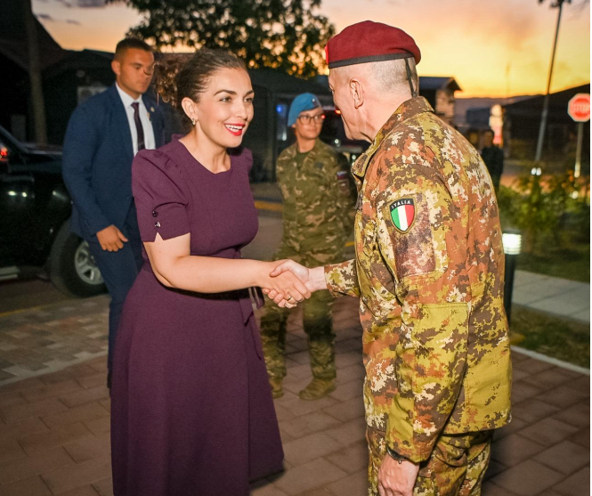 Takim me komandantin e KFOR-it, Osmani thekson rëndësinë e bashkëpunimit për siguri