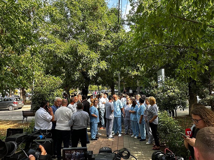 Protestojnë punëtorët teknikë të sektorit privat, kërkojnë rritje pagash