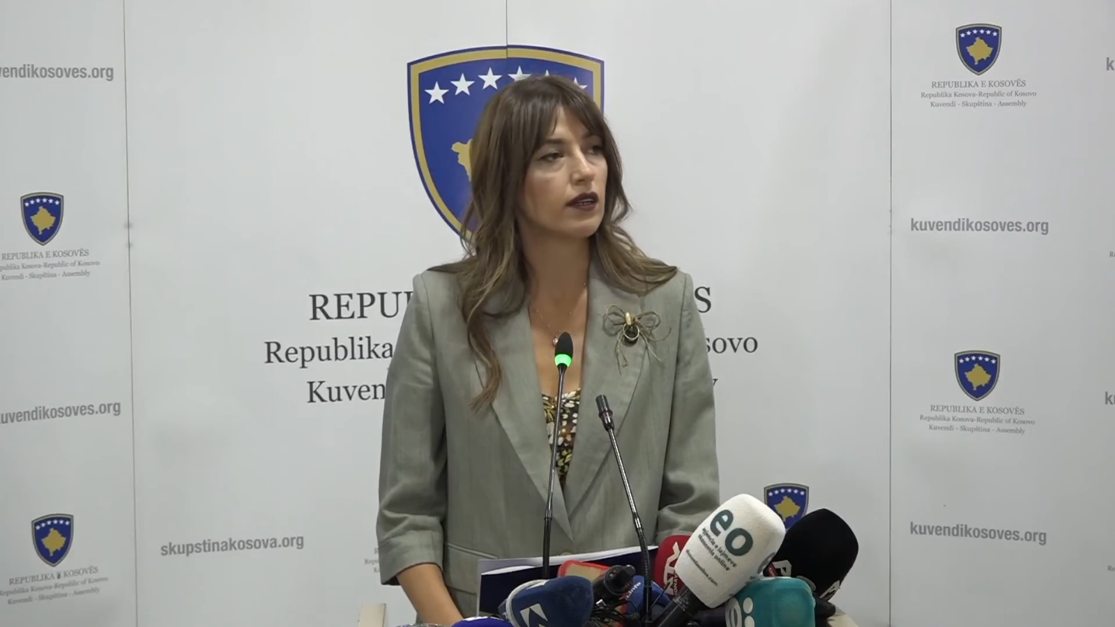 Albulena Haxhiu: Gjykata Kushtetuese nuk ka kompetencë e legjitimitet të ndërhyjë në themelin kushtetues për të ndryshuar apo shtuar diçka