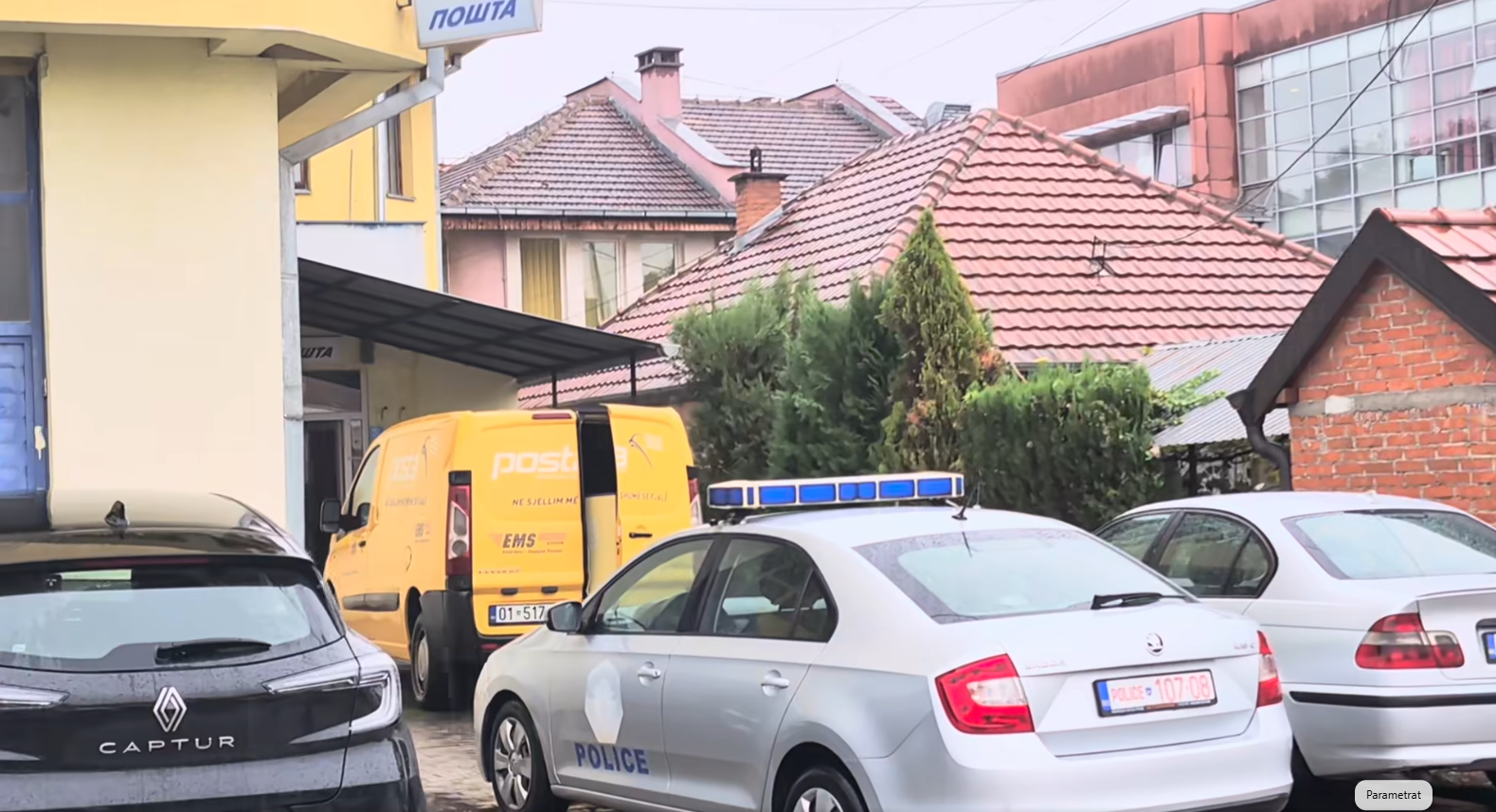 Inspektorati, i shoqëruar nga Policia, po e merr nën kontroll objektin e Postës së Serbisë në Graçanicë