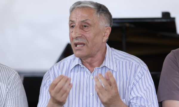 Jasharaj i reagon Osmanit: SBAShK nuk ka shënime nga terreni se gjendja në shkollat tona është kaq e mjerë