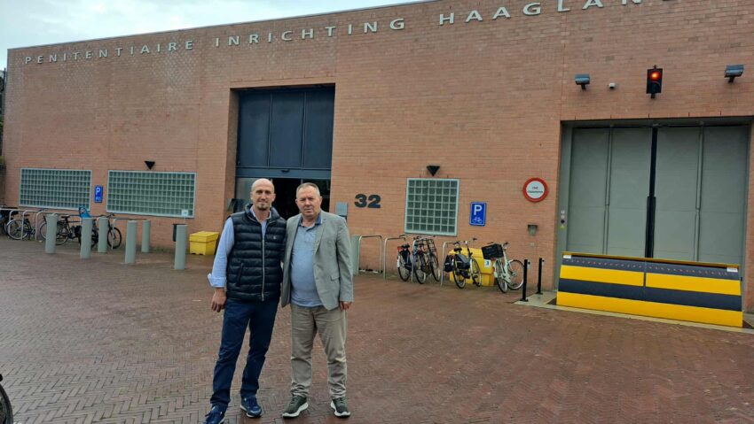 Hysni Gucati viziton Thaçin dhe Veselin në Hagë: Janë të fortë dhe të palëkundur