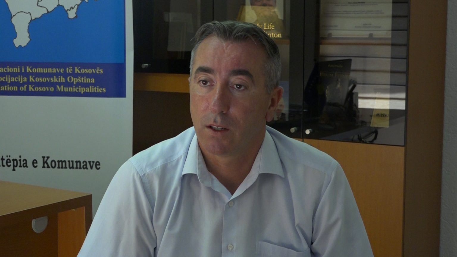 Ibrahimi thotë se neglizhenca e ministrive lë komunat pa miliona euro nga BE-ja e Japonia