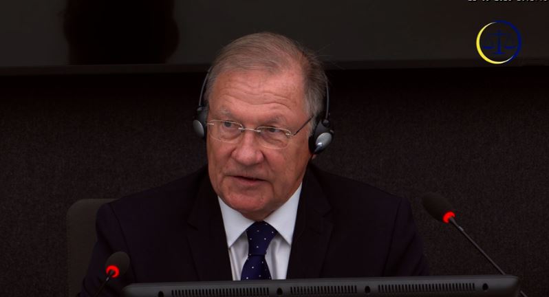 Ish-këshilltari i Clark: Propaganda e Serbisë ishte se UÇK-ja kishte hierarki e strukturë