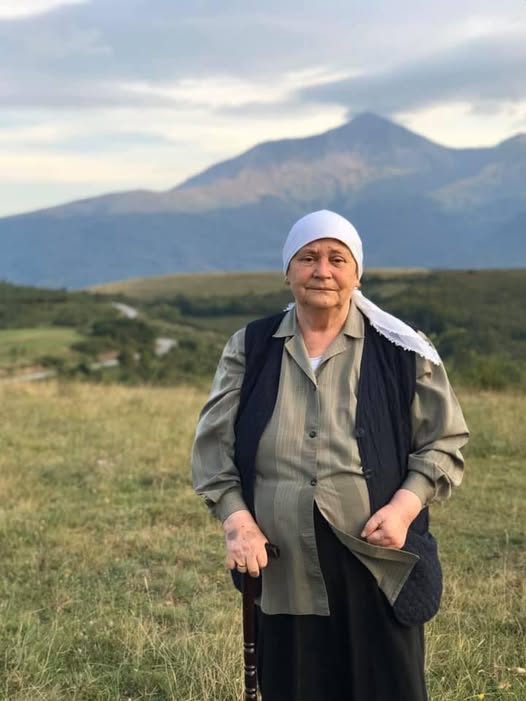 Ndërron jetë nëna dëshmorit të kombit, Ahmet Kaçiku