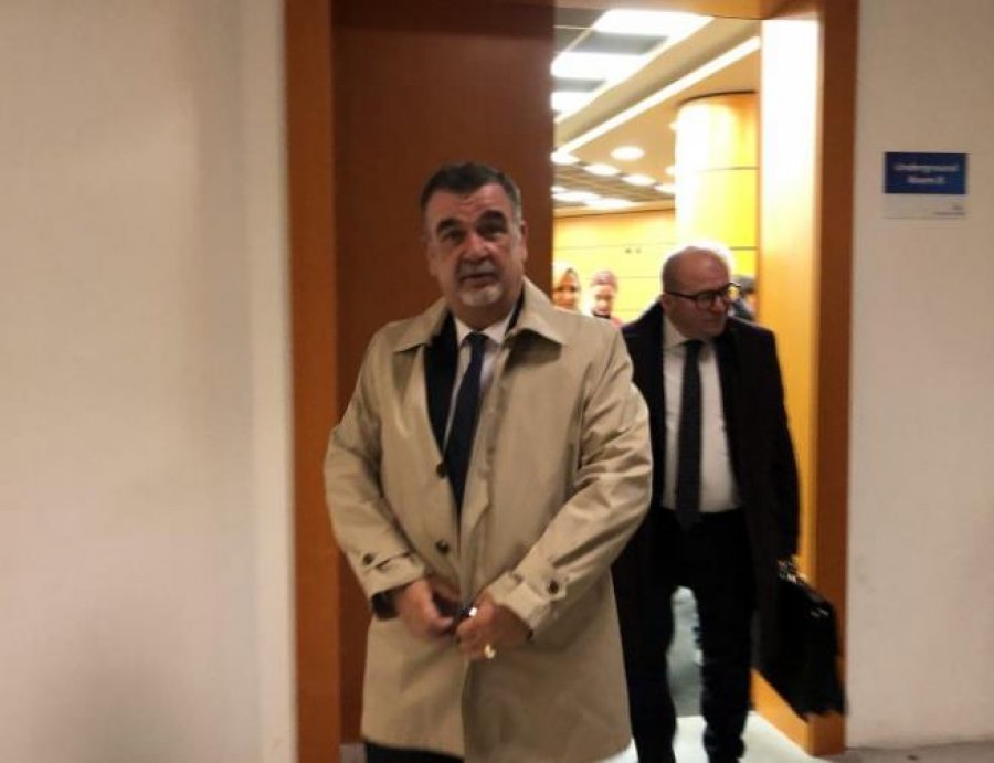 U qëllua me armë brenda Gjykatës në Tiranë, vdes gjyqtari Astrit Kalaja