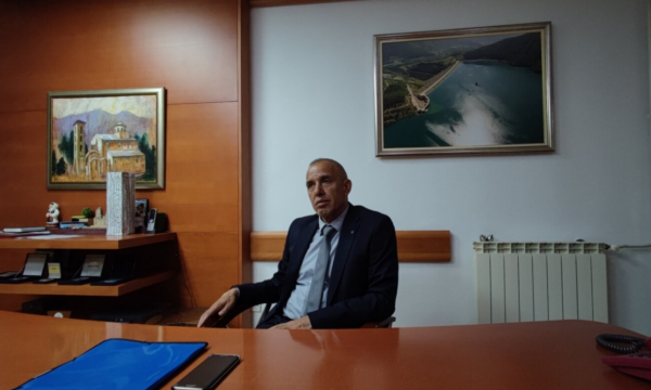 Zeqiri: Serbët erdhën për të votuar edhe përmes ‘varkave’