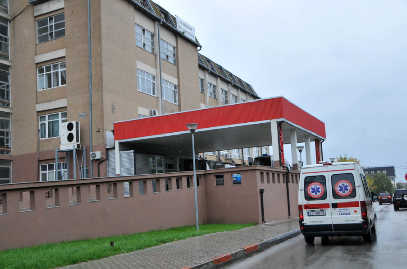 Plagosje me armë në Drenas, dërgohet një person në QKUK – rasti po hetohet