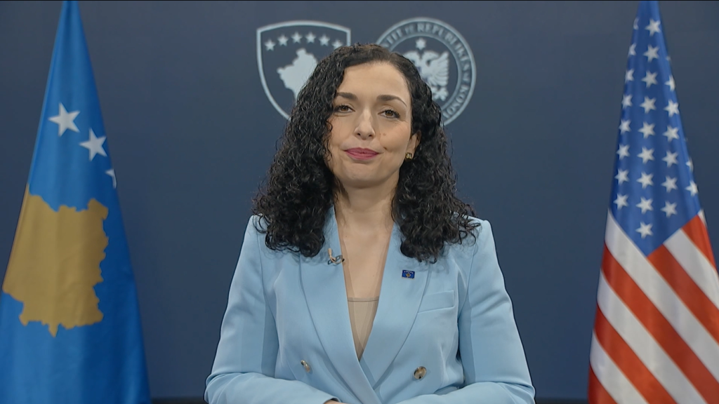 “Shpërndaja fletushka”, Osmani kthehet pas në kohë – tregon kujt ia dha rrogën e parë