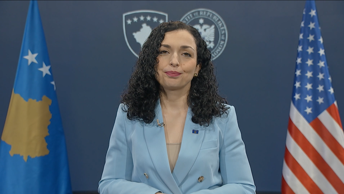 “Shpërndaja fletushka”, Osmani kthehet pas në kohë – tregon kujt ia dha rrogën e parë