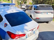 Vrau babanë në banesë dhe u arratis, arrestohet 25 vjeçari në Durrës