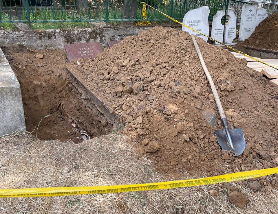 Gjenden eshtra në veri, dyshohet se i përkasin luftës së fundit