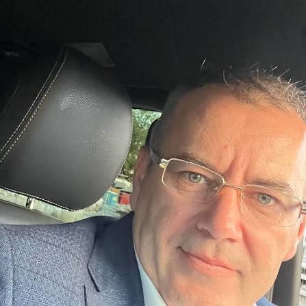 Afaristi Arifi i reagon Qeverisë Kurti: Inflacioni s’është 20–25%, por deri 200% — mos e nënvlerësoni popullin