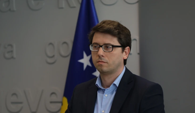 Murati u bën thirrje deputetëve për miratimin e buxhetit 2025 për tri komuna