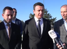 36 vjet nga rënia e Afrim Zhitisë dhe Fahri Fazliut, Kurti: Ata zgjuan ndërgjegjen e popullit se Kosova nuk nënshtrohet
