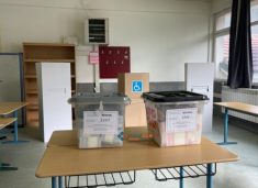 Numri i komunave që fitoi secila parti në Maqedoninë e Veriut me 90% të votave të numëruara