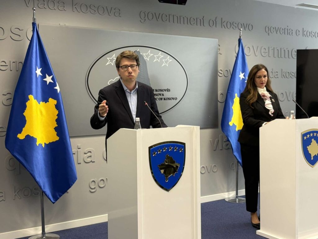 Murati: PDK dhe LDK po refuzojnë të krijojnë Komisionet Parlamentare