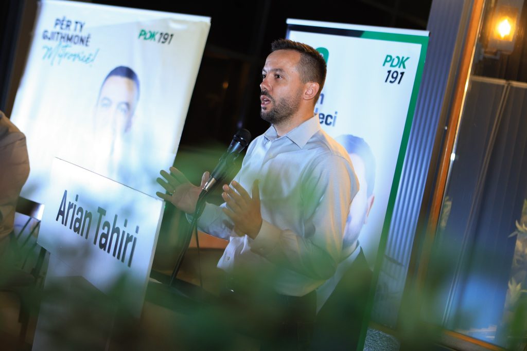 Balotazhi i 9 nëntorit- Raportohet se Arian Tahiri ka arritur marrëveshje edhe me AAK’në në Mitrovicë