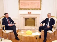 5 vite nga arrestimi i ish-krerëve të UÇK-së, Artan Behrami: Thaçi, Veseli dhe UÇK-ja ishin bashkë me Clinton kundër Millosheviqit