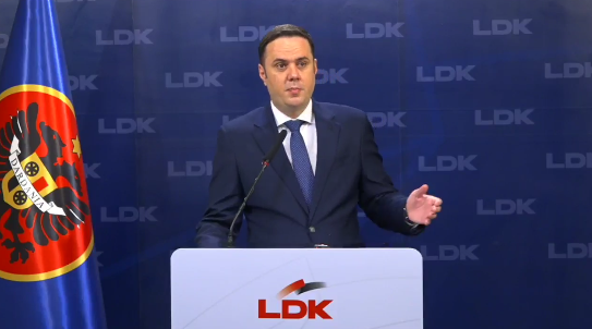 Abdixhiku: Qeveri të pakicës s’mund të ketë, ajo që po propozohet i ngjan monarkisë