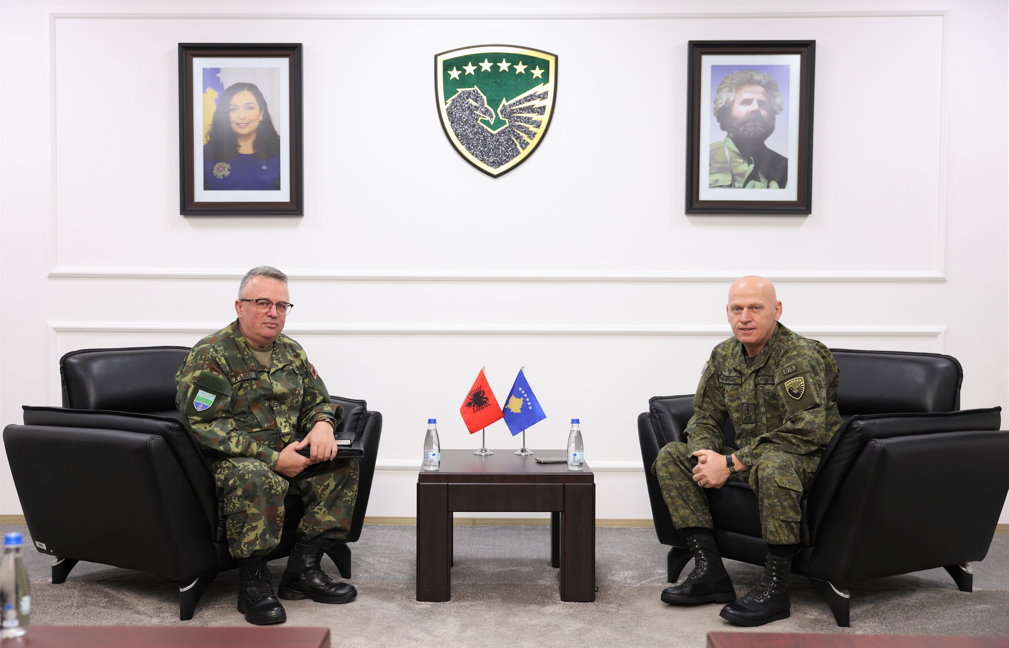 Komandanti i FSK-së priti delegacionin e FARSH-së, diskutohet intensifikimi i bashkëpunimit