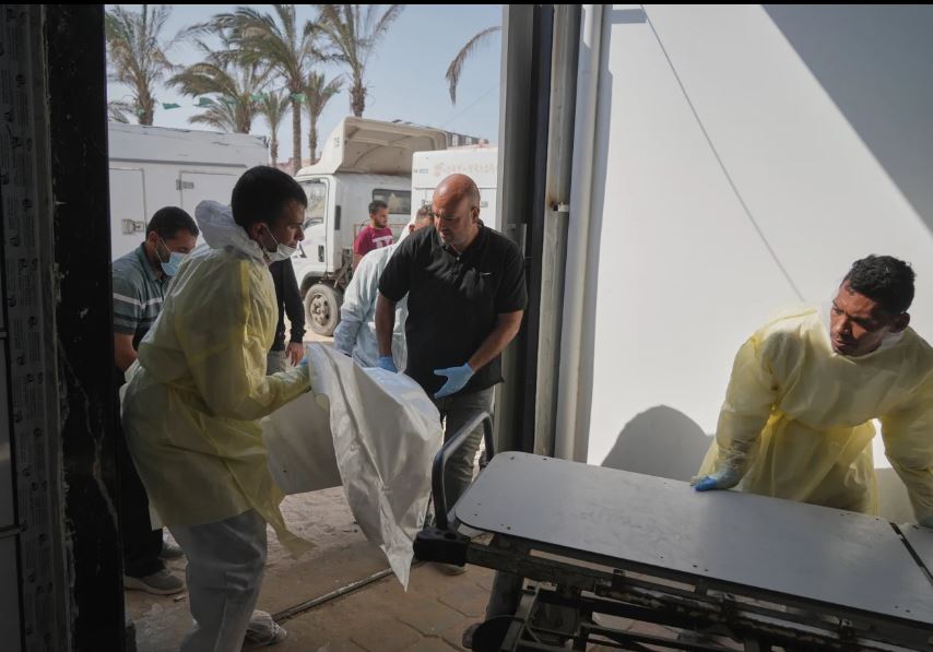 Izraeli kthen trupat e 15 palestinezëve në Gaza