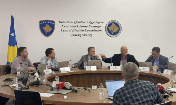 treni-bullgar-z-koleg-sami-kurteshi-me-eskalime-te-zakonshme-ne-mbledhjet-e-kqz-se-perplaset-me-pdk-ne