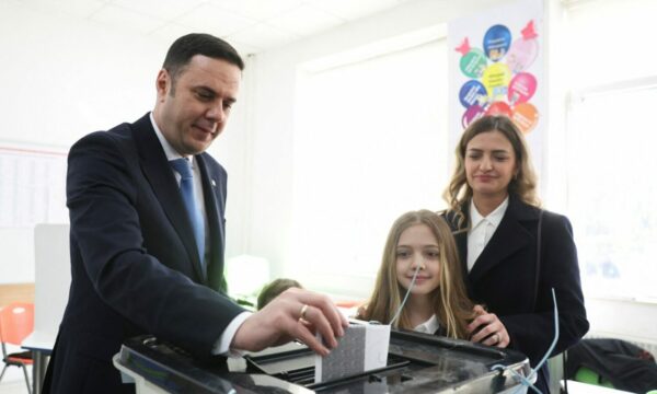 Vendi dhe ora ku do të votojnë më 9 nëntor Abdixhiku dhe kandidatët e LDK-së për kryetar komunash