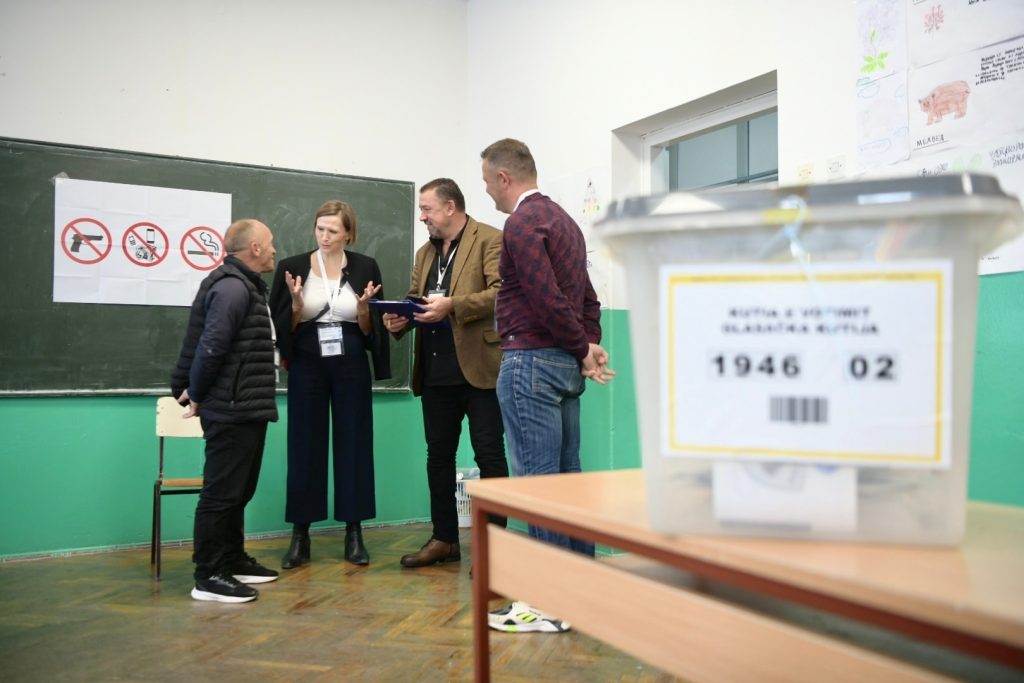 Zyra e BE-së mirëpret zhvillimin e rregullt të zgjedhjeve: Dëshmi e demokracisë në Kosovë