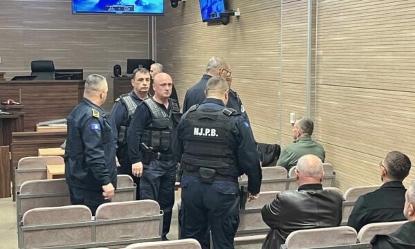 Nis seanca ndaj dy të dyshuarve për spiunazh Bedri Shabanit dhe Muharrem Qerimit