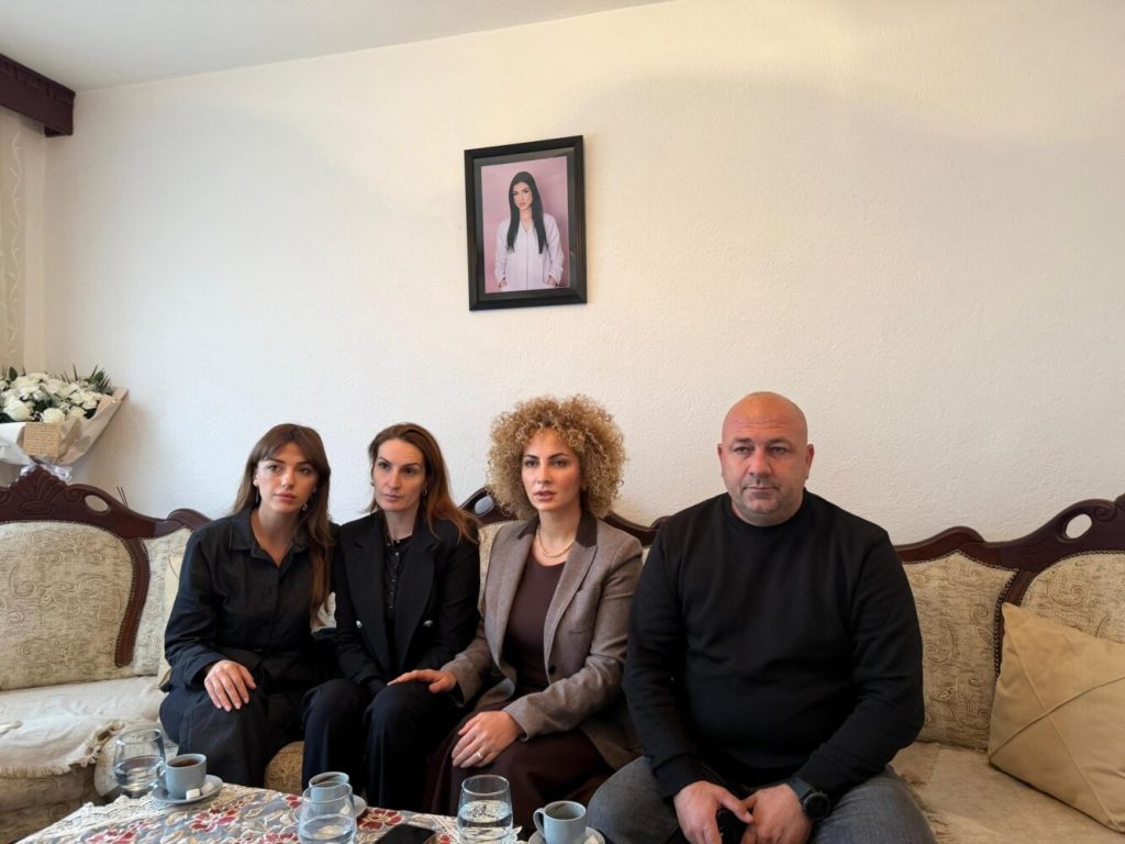 Haxhiu dhe Kadaj Bujupi vizitojnë familjen Spahija: Ngushëllime për humbjen e Daorsës