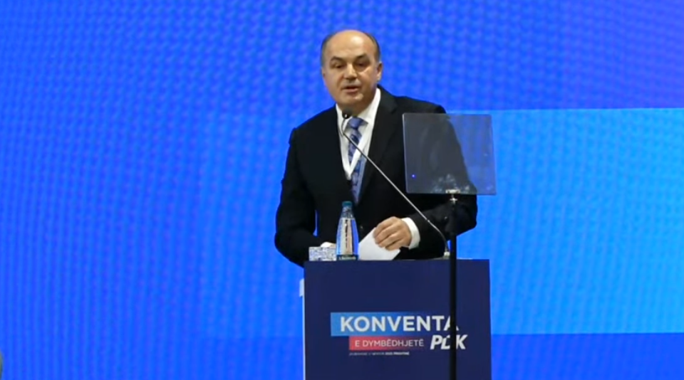 Enver Hoxhaj “zbulon” çka i kërkoi Bedri Hamzës mbrëmë