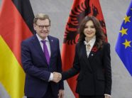 Pas vizitës në Shqipëri, kryediplomati gjerman thotë se asnjë vend s’është orientuar më fuqishëm drejt BE-së