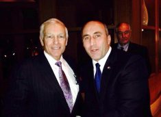 Clark në Hagë, Haradinaj: Bashkëluftëtarët e UÇK-së, shpresën për pafajësi e kanë te ti