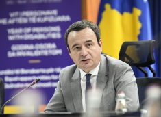 Albin Kurti reagon pas suksesit historik të Kosovës në futboll