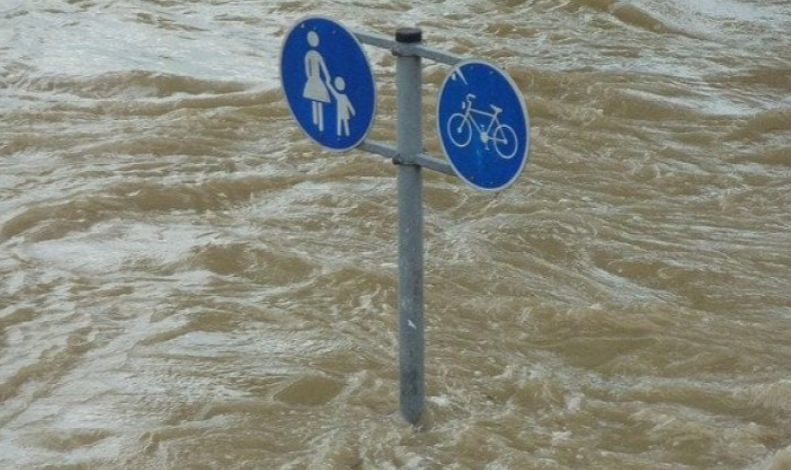 Vërshimet prekin Pozhoranin dhe Babushin  uji depërton në shtëpi e ferma