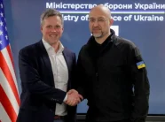 Ushtarakët amerikanë zbarkojnë në Ukrainë për bisedime mbi përfundimin e luftës