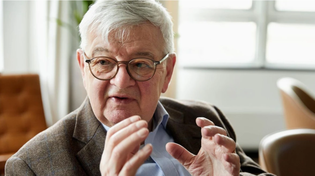 Joschka Fischer mbi ndërhyrjen e NATO-s në Kosovë: Duhet t’i përkrahësh ata që luftojnë për lirinë dhe pavarësinë e tyre