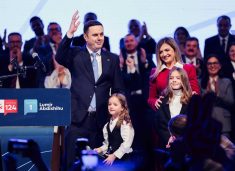 Abdixhiku thirrje qytetarëve në Kosovë dhe mërgatë pas shpalljes së zgjedhjeve: Ndryshimi është në dorën tuaj