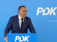 Hamza mbledh Kryesinë e partisë, pas saj konferencë për media
