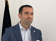 Zeka: Investimet e munguara dhe kriza politike rrezikojnë rritjen ekonomike të Kosovës