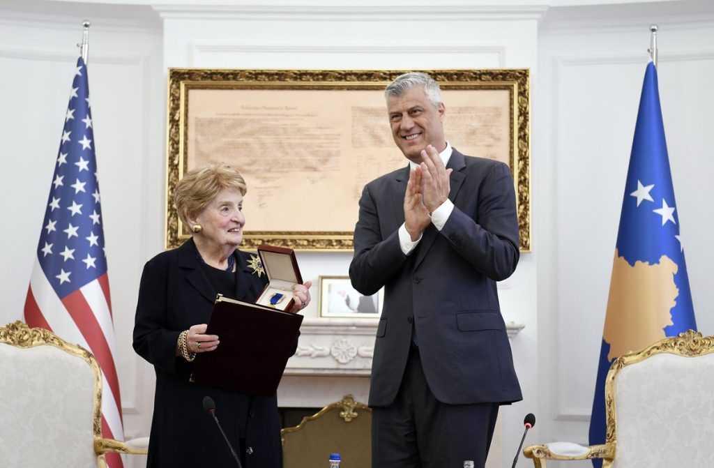 Avokati i Thaçit: Albright do të kishte qenë një dëshmitare fantastike