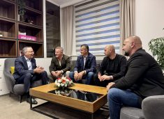 Hamza pret në takimin Ragip Xhakën e strukturat e PDK’së në Zvicër: Kontributi i mërgatës për Kosovën kalon çdo kufi